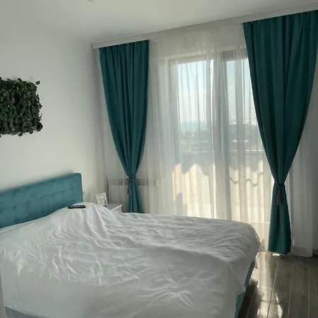 Eka-ban Apartment *